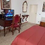 Apartment Situato Nel Centro Storico Fiorentino